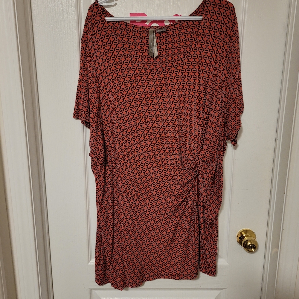 (4X) Pink with Black all over Pattern Blouse